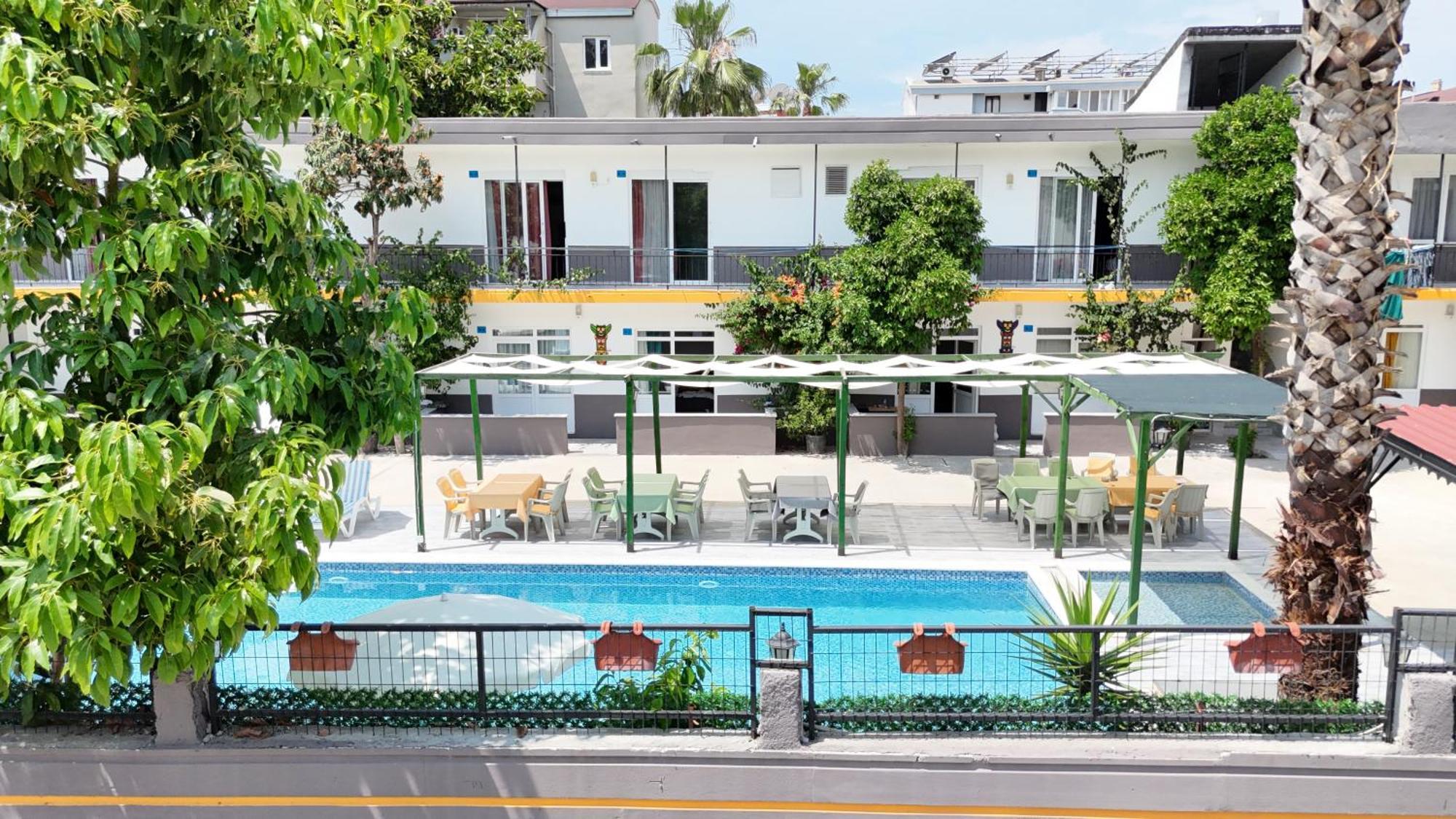 Hillside Apart Hotel מראה חיצוני תמונה