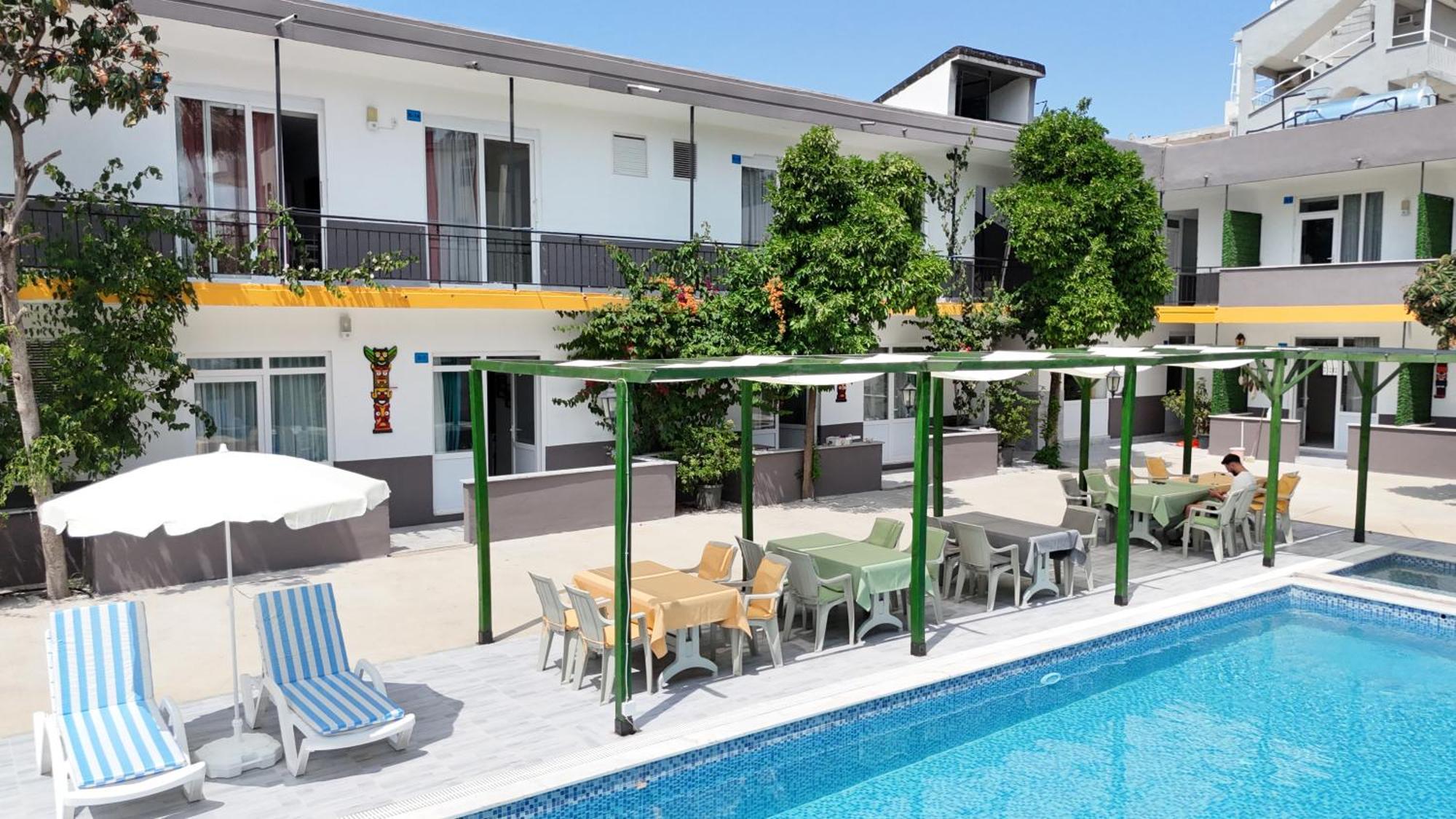 Hillside Apart Hotel מראה חיצוני תמונה