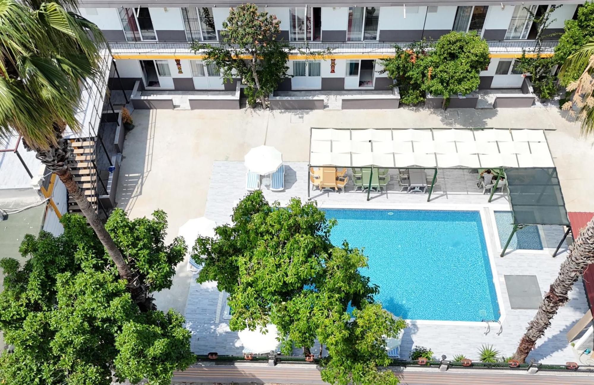 Hillside Apart Hotel מראה חיצוני תמונה